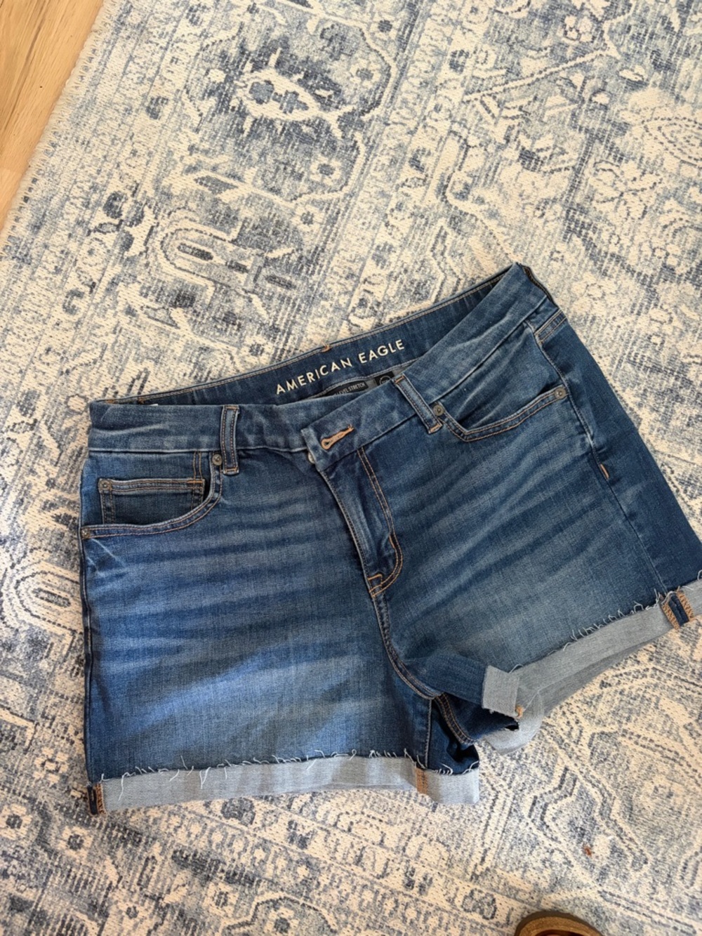 American Eagle Denim Shorts Size 12 High Rise Rolled Hem Stretch